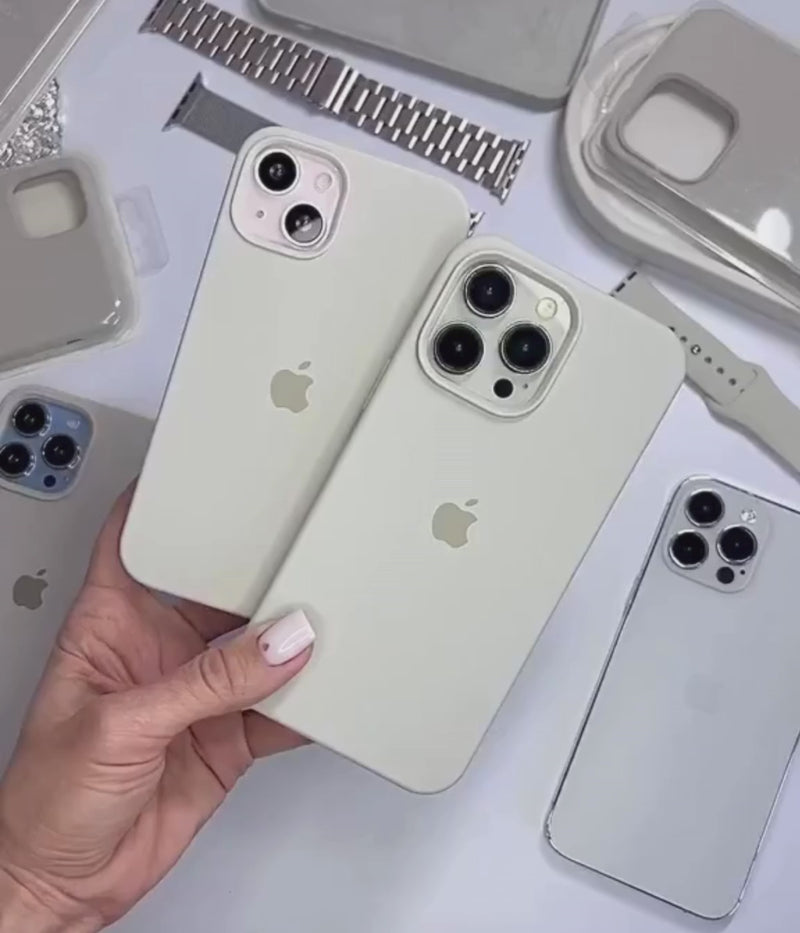 A video showing a 360-degree view and a close-up of the iPhone light grey liquid silicone case
