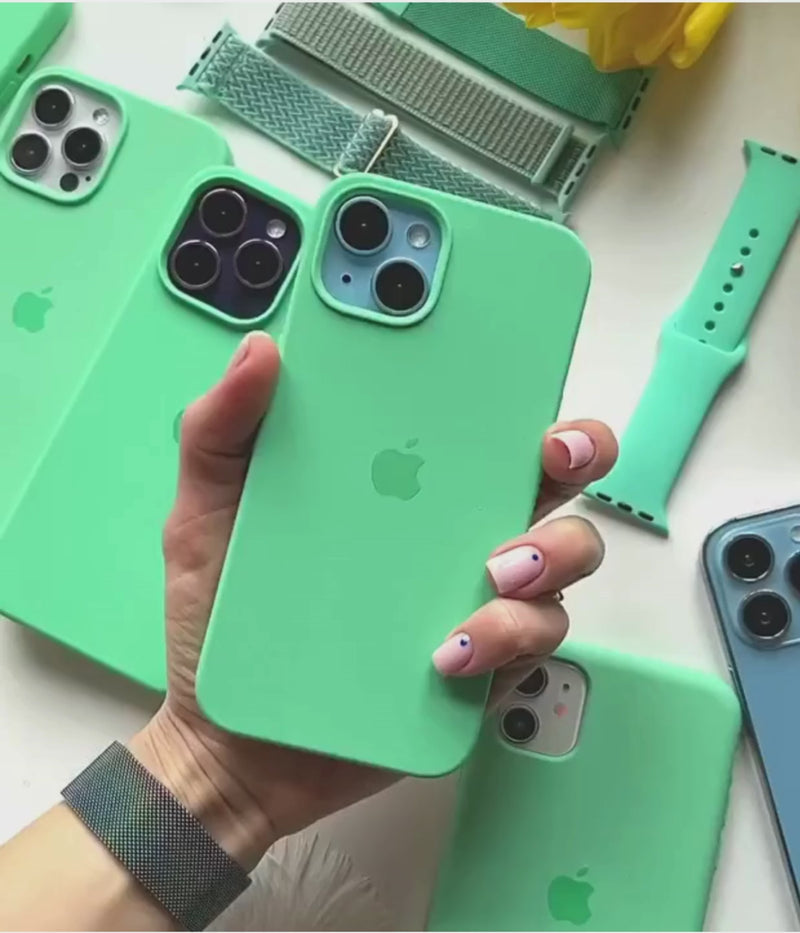 A video showing a 360-degree view and a close-up of the iPhone mint green liquid silicone case