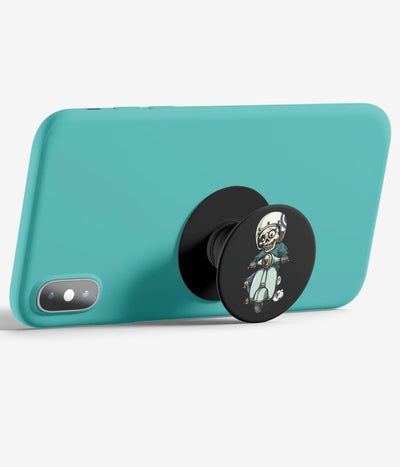 An image demonstrating how to use the phone grip as a stand to hold a mobile phone in landscape mode for hands-free viewing